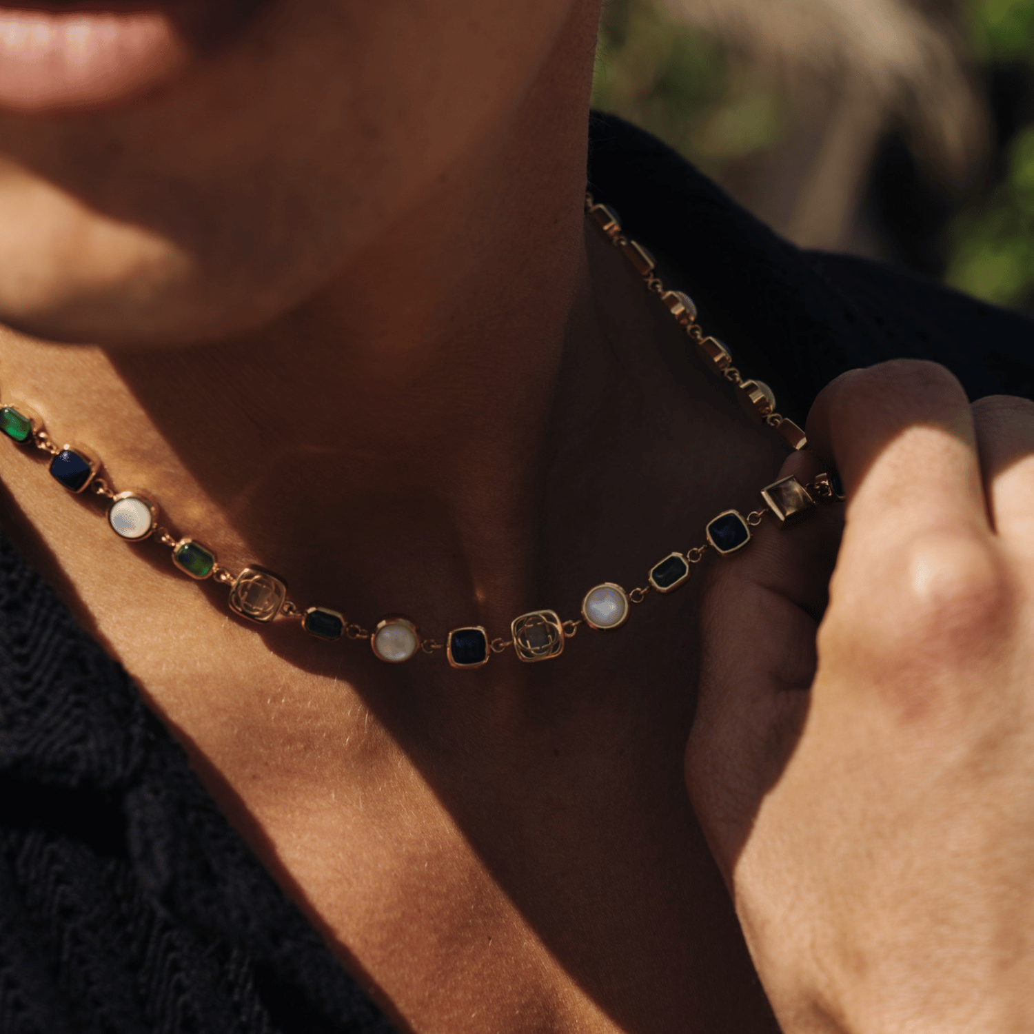 Blue-Crystal-Gemstone-Necklace-Gold-4.png