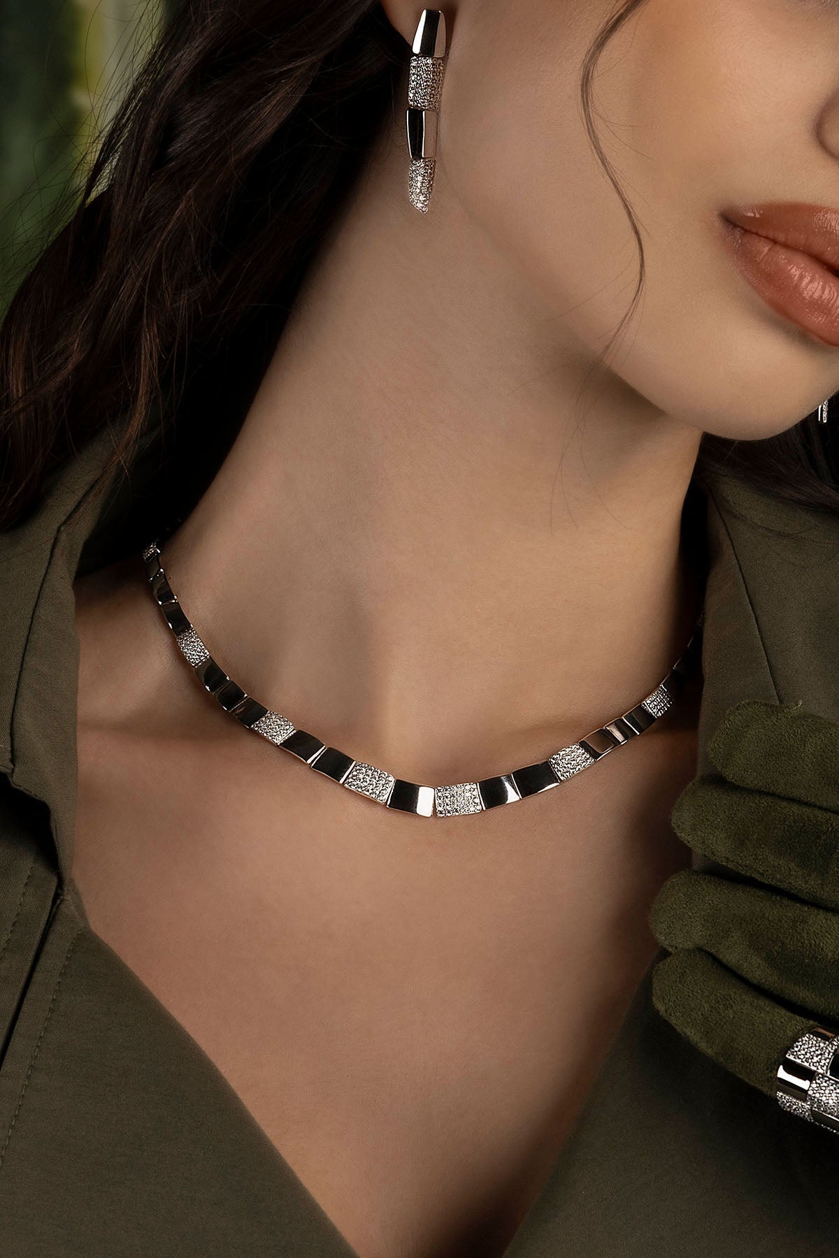 Pavé Choker