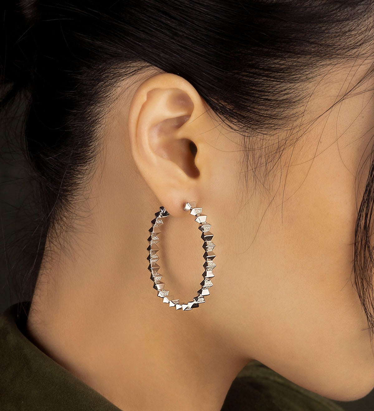 AE16419OX-apm-monaco-xl-up-and-down-hoop-earrings-jewelry_26a420dc-96b2-4902-8674-a96001cb0808.jpg